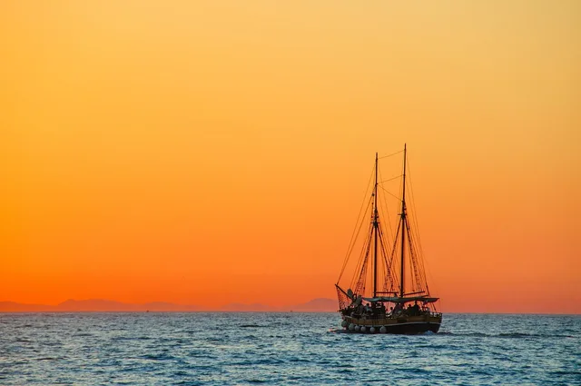 nave, mare, natura, tramonto, windjammer, alberi, alberi a vela, cielo arancione, paesaggio marino, oceano, crepuscolo, barca a vela, barca, mediterraneo, navigare, andare in barca, afterglow, mattina, alba. Conservazione digitale dei documenti: obblighi e criteri per il fornitore